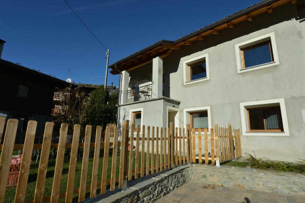 Lo Metcho Dou Bino Apartment Antey-Saint-André Екстериор снимка